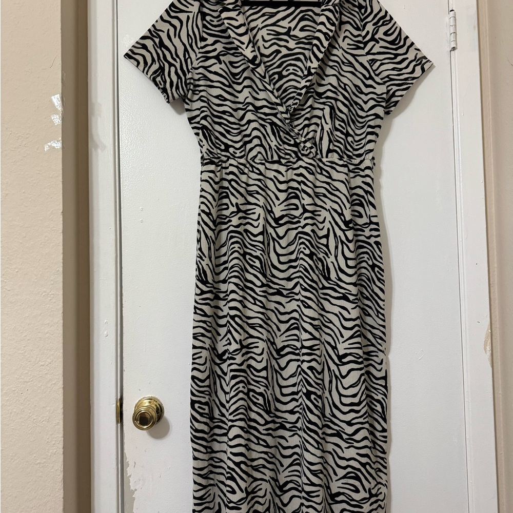 Asos Design Curve Black and White V-Neck Midi Sundress